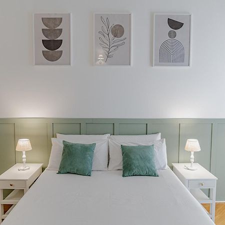 Sant'Eligio Apartments & Rooms Palermo Bagian luar foto