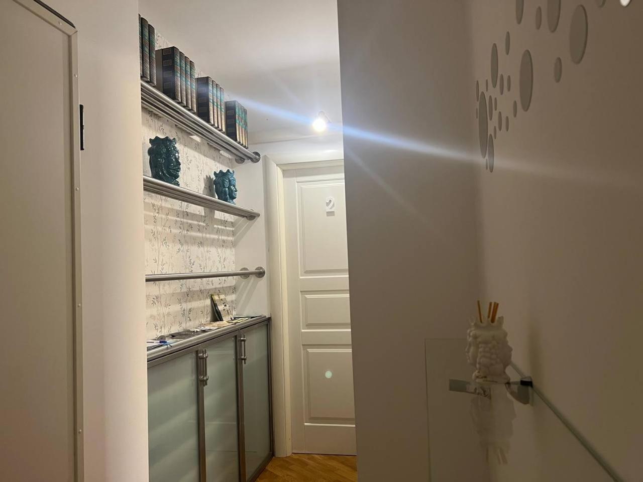 Sant'Eligio Apartments & Rooms Palermo Bagian luar foto