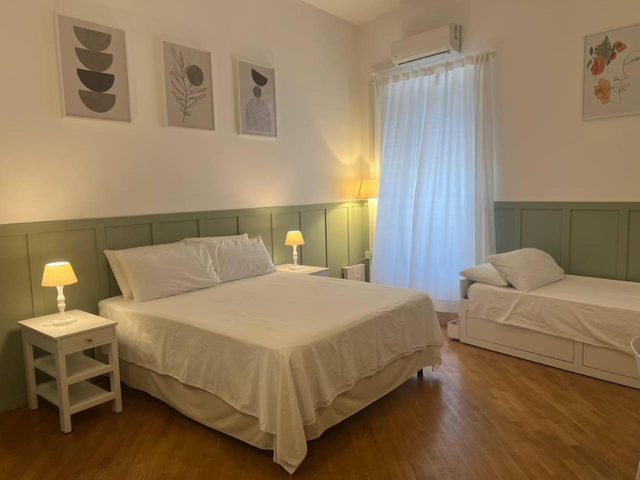 Sant'Eligio Apartments & Rooms Palermo Bagian luar foto