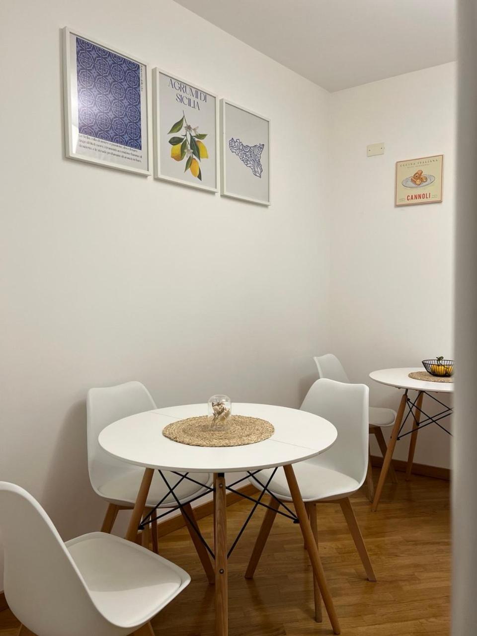 Sant'Eligio Apartments & Rooms Palermo Bagian luar foto