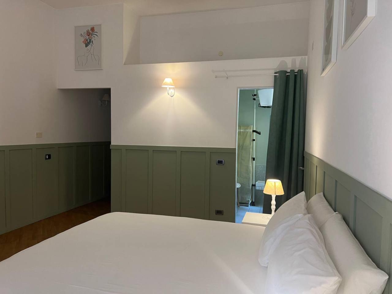 Sant'Eligio Apartments & Rooms Palermo Bagian luar foto