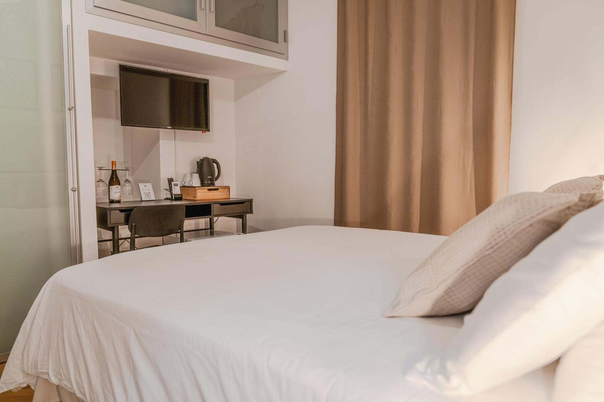 Sant'Eligio Apartments & Rooms Palermo Bagian luar foto