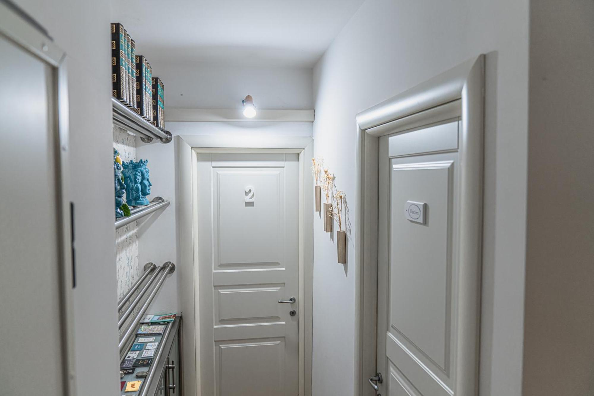 Sant'Eligio Apartments & Rooms Palermo Bagian luar foto
